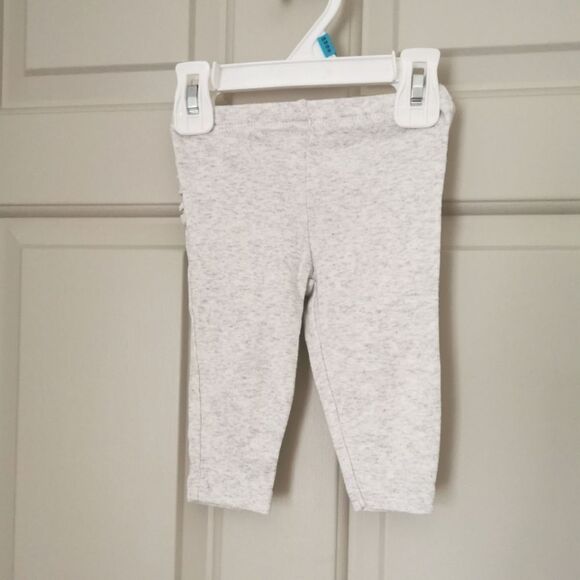 5/$10 Carter's leggings size 6m - Picture 1 of 3